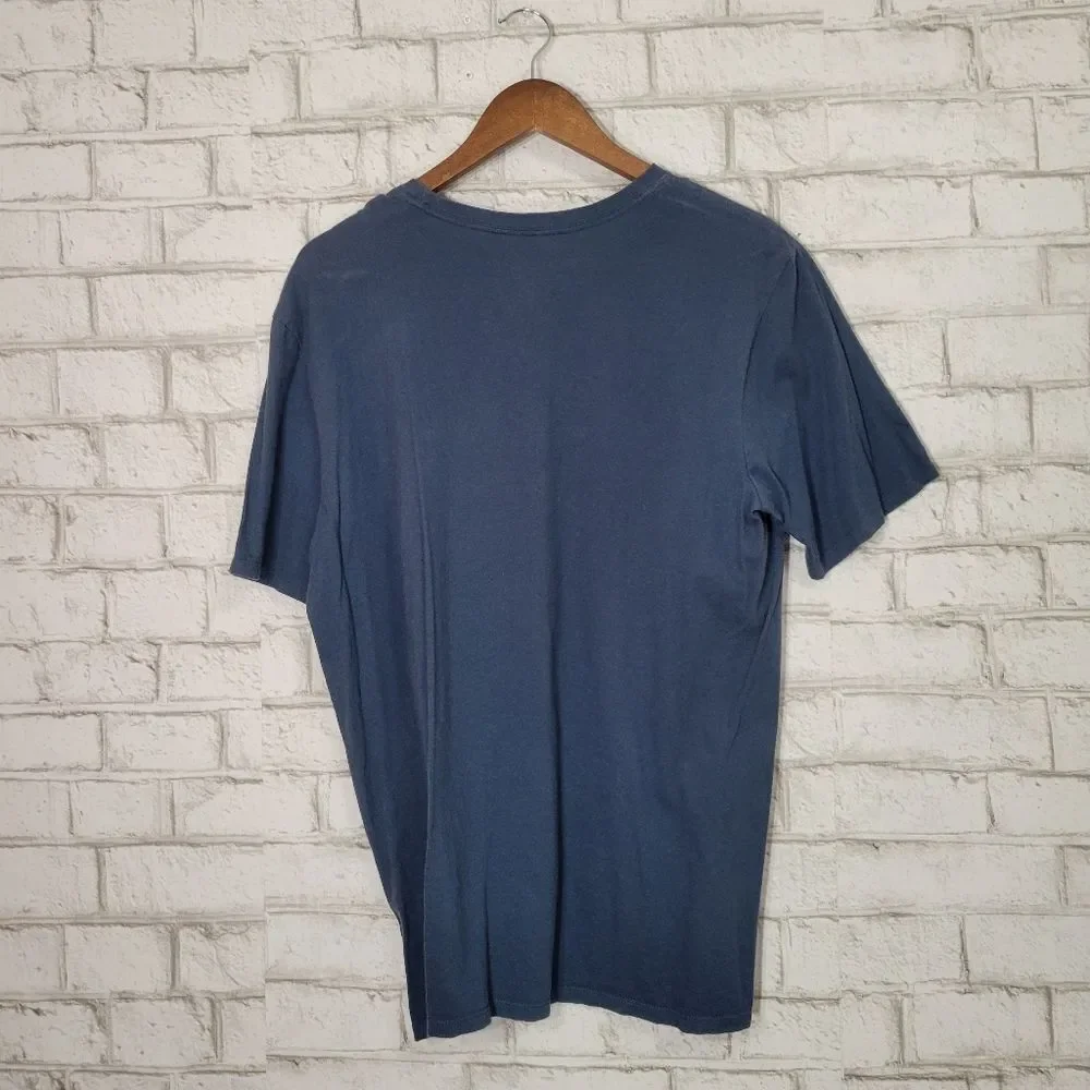 NIKE short sleeve graphic tee